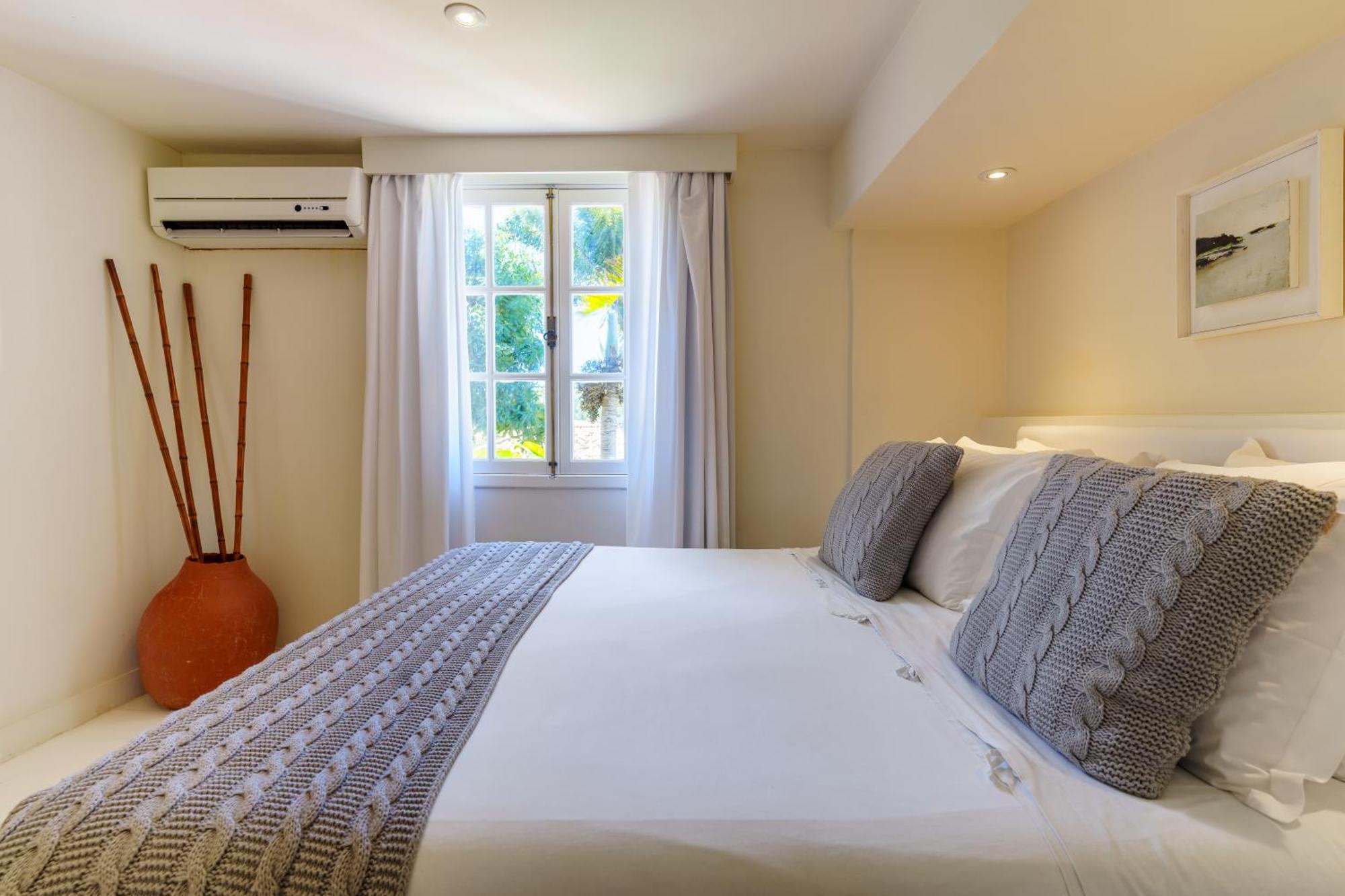 Abracadabra Boutique Inn 4*